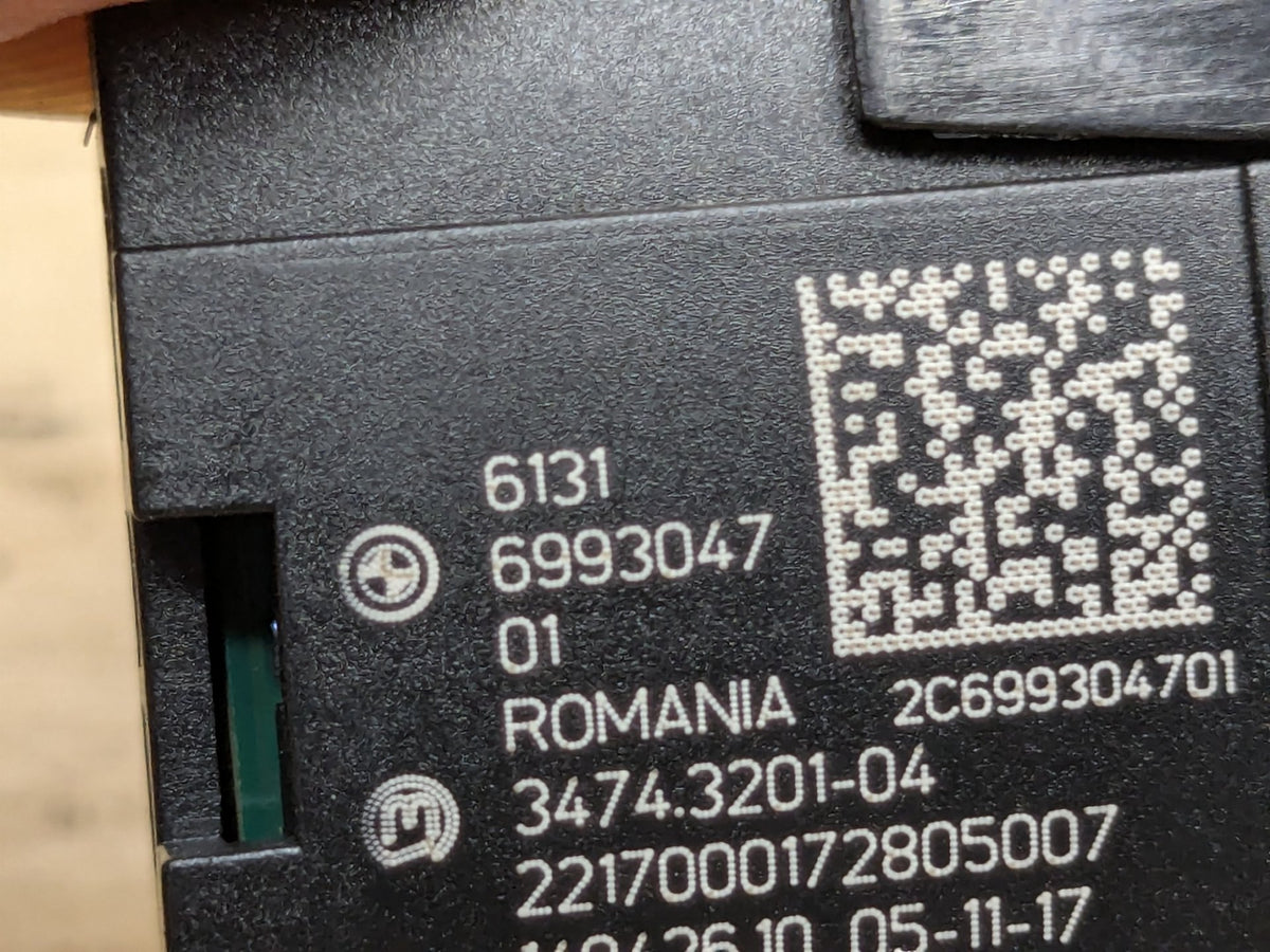 2018-2023 BMW M550i G30 Hazard Warning Switch 6993047 OEM