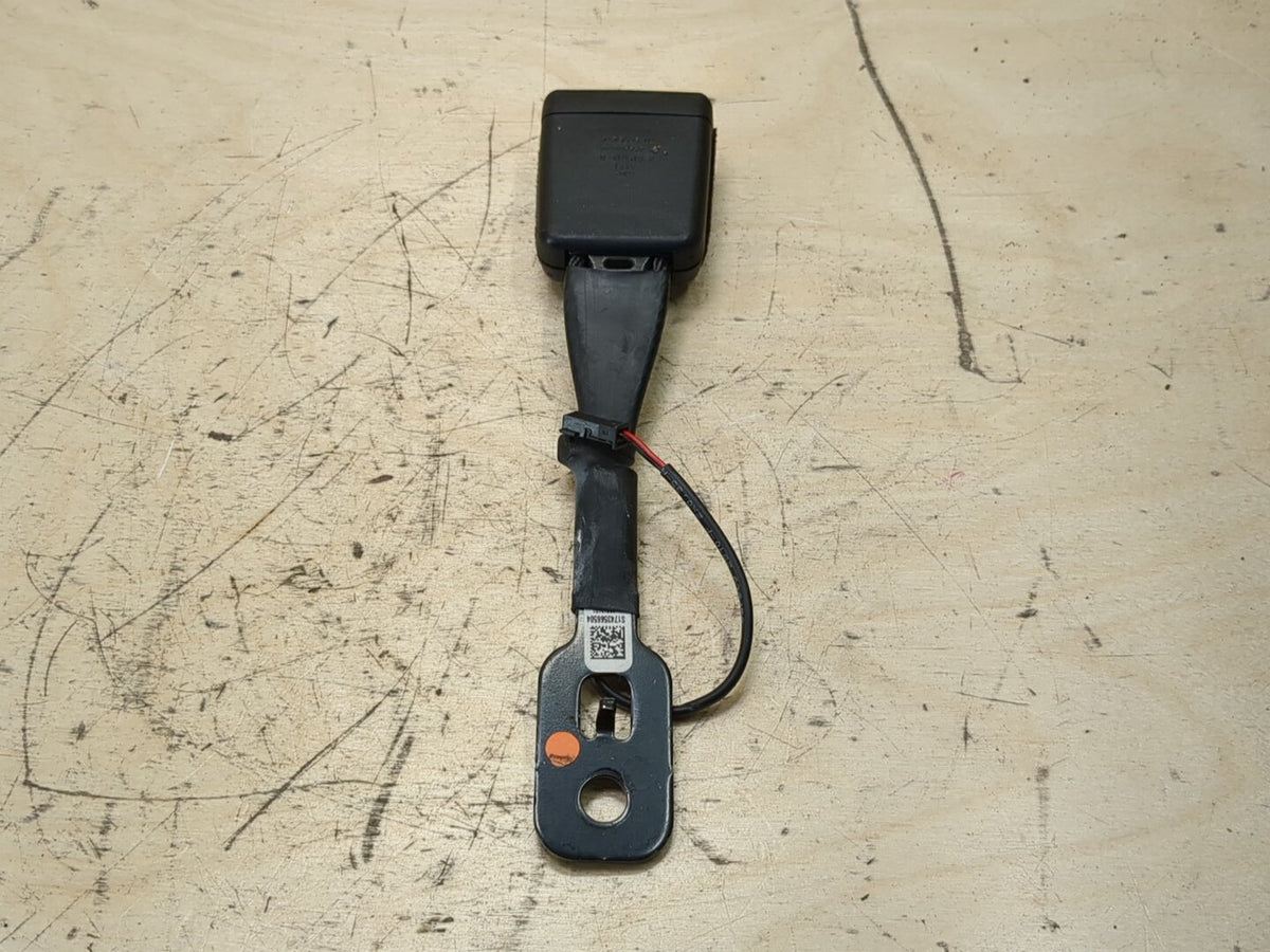 OEM BMW F95 F96 G05 G06 G07 G09 X5 X6 X7 Front Left Right Seatbelt Buckle Black
