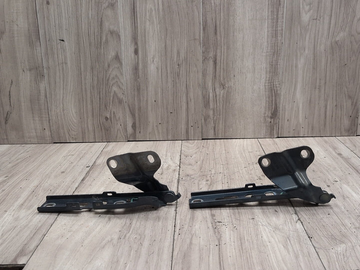 2015-2018 Audi Q3 8U Hood Bonnet Hinges SET 8U0823301 OEM