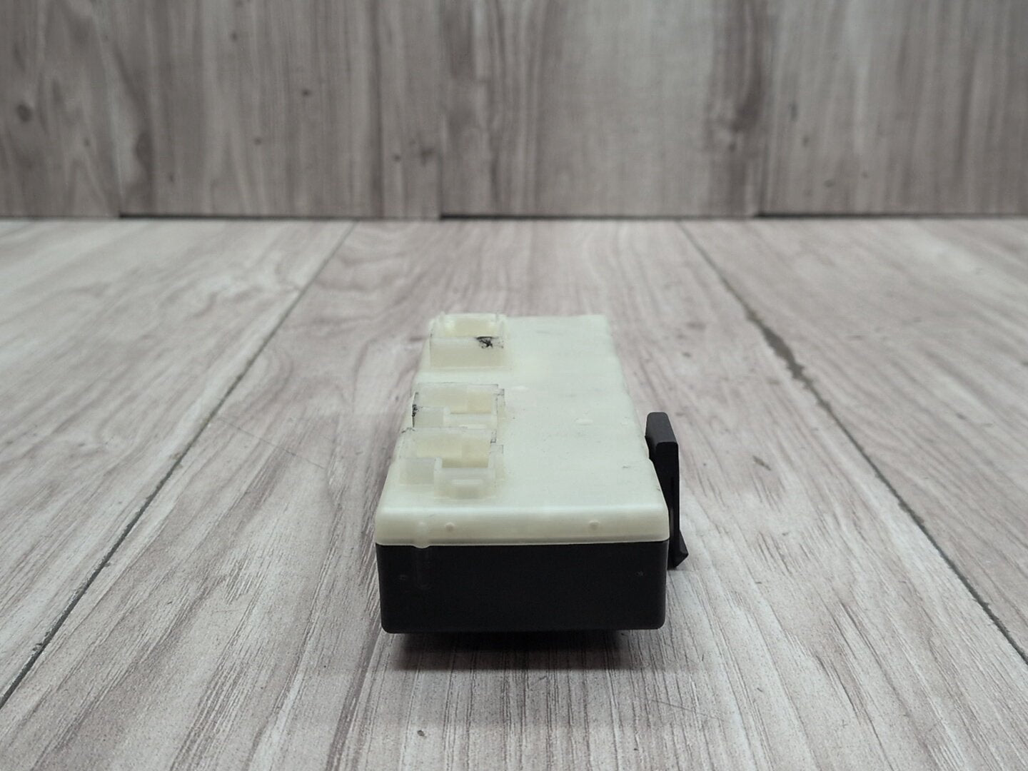 OEM BMW F90 G01 G12 G20 G30 G80 Trunk Tailgate Decklid Function Control Module