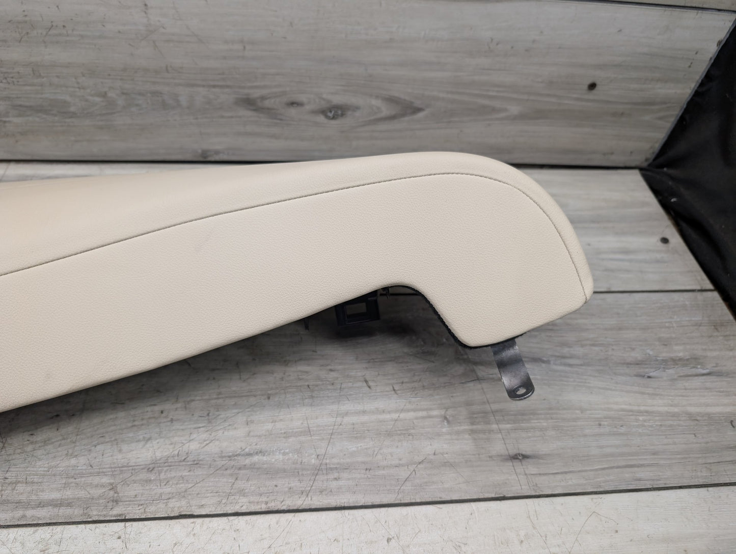 2021-2026 BMW 430i G22- Rear Right Passenger Bolster Airbag Air Bag PN: 9476044