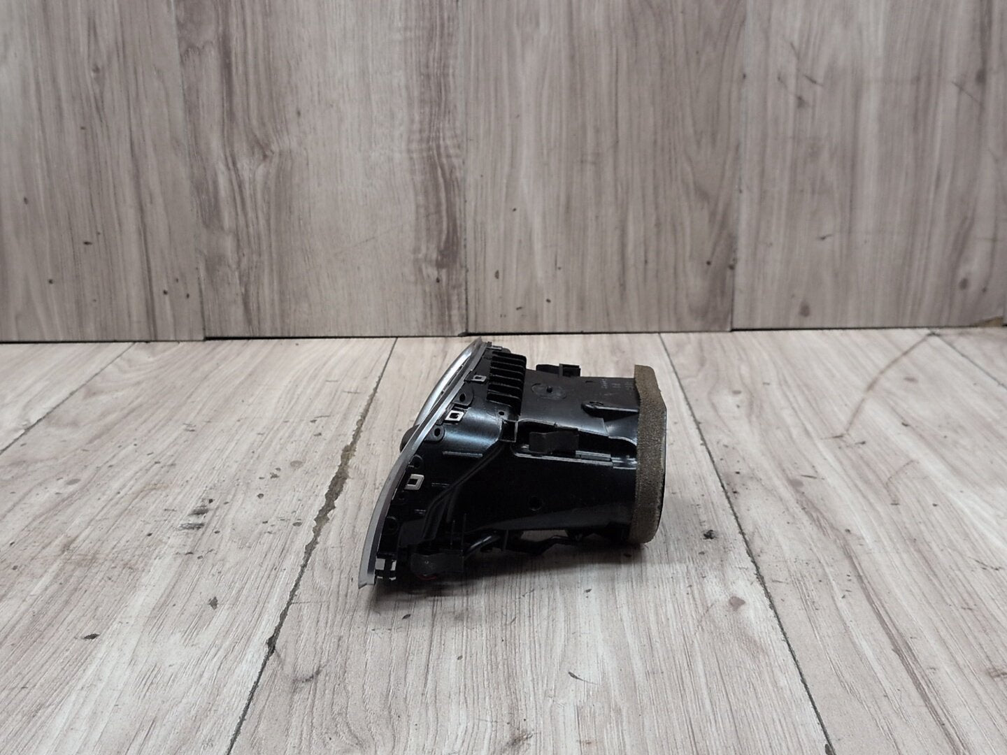 2010-2016 Audi S4 B8 Dashboard Dash Board Right Passenger Air Vent 8T1820902C OEM
