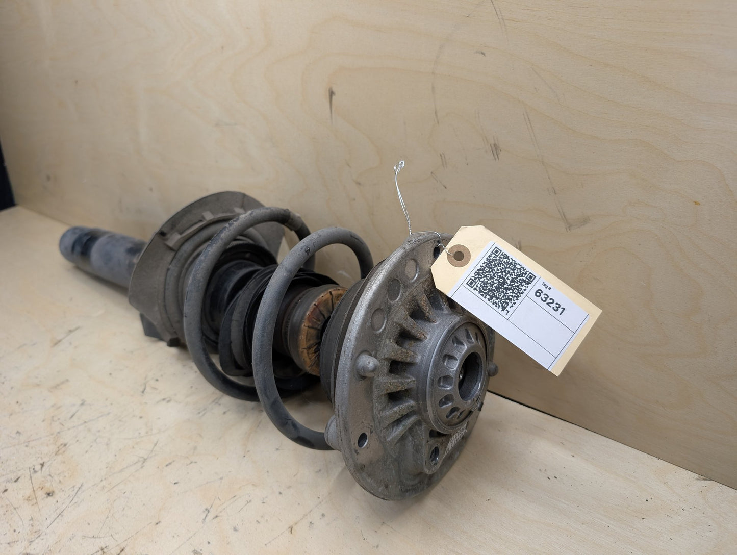 2012-2018 BMW 328i F30- Front Left or Right Spring Strut Shock Absorber PN: 6791579