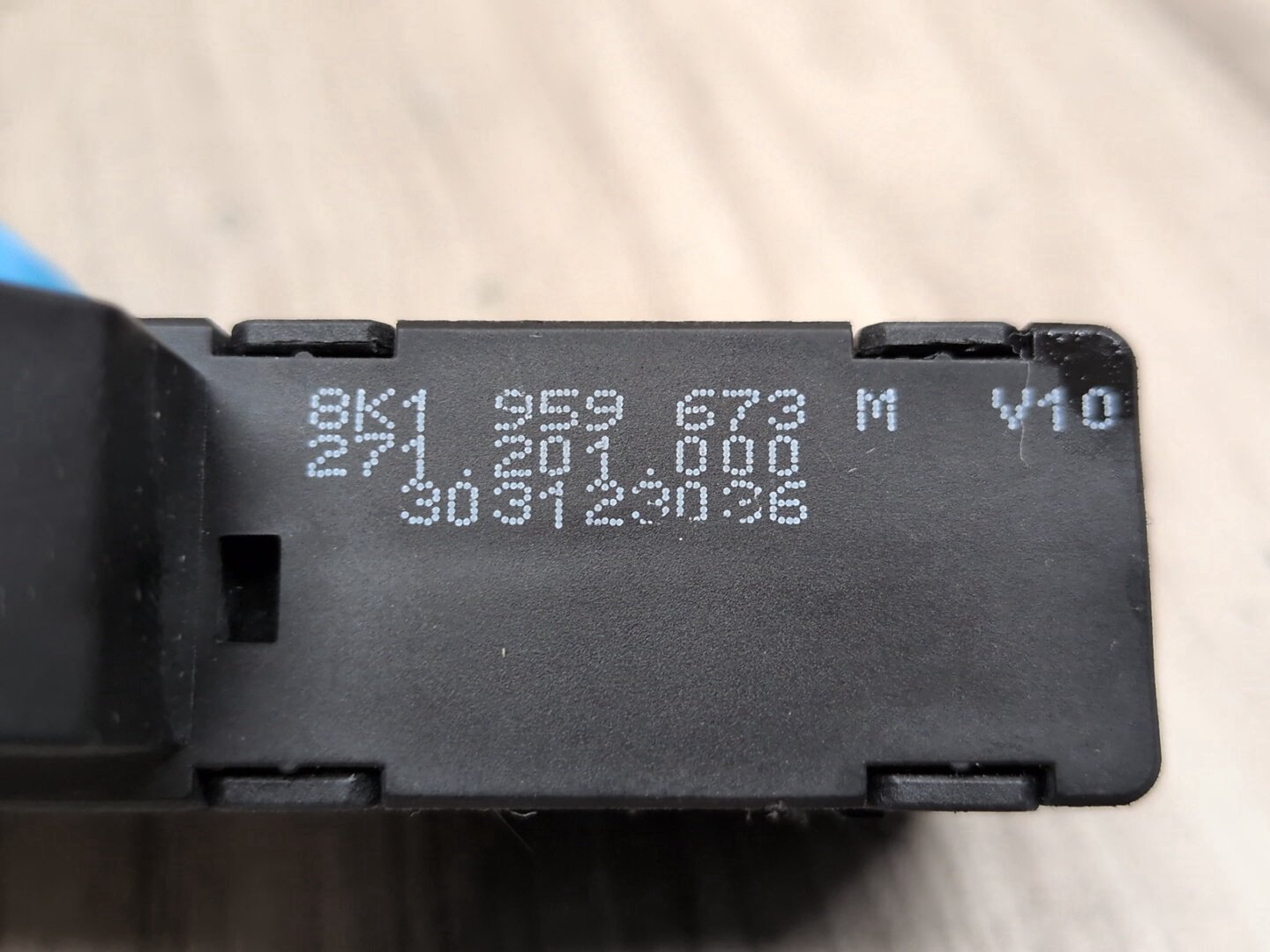 2008 - 2017 Audi S5 8T Drive Logic Switch Button 8K1959673M