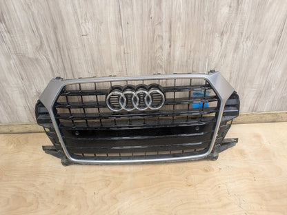 15-18 OEM Audi Q3 8U Front Middle Center Bumper Cover Grille 8U0853651AA