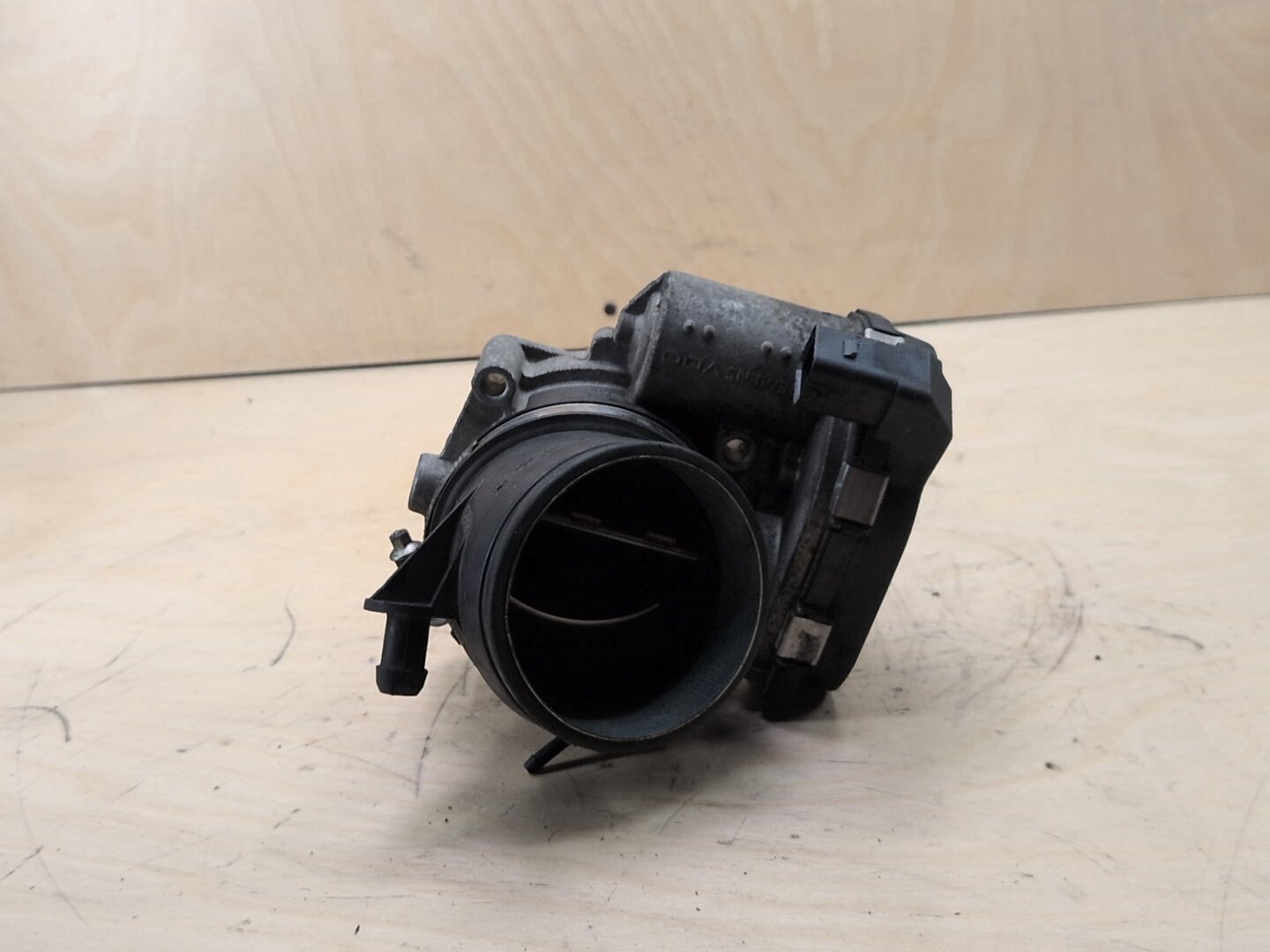 OEM BMW E82 E88 E89 E90 E92 E93 F10 F25 Engine N52 Throttle Body