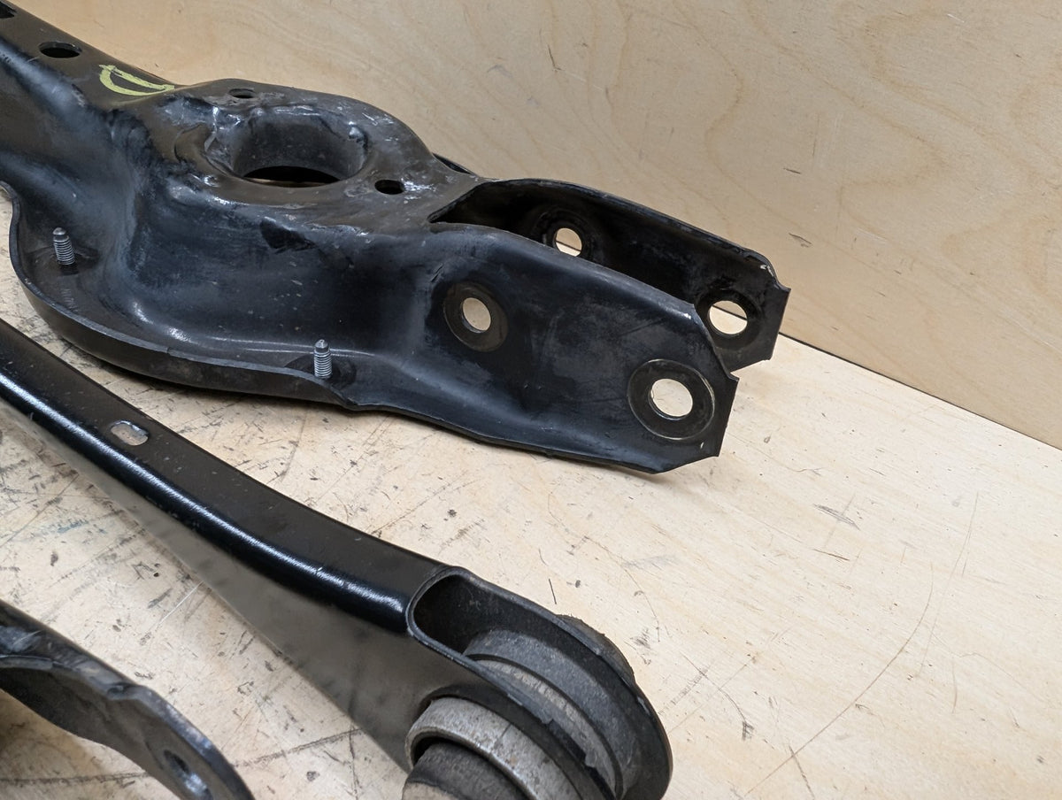 19-26 OEM BMW G20 G22 G23 G26 G42 Rear Left Driver Upper Lower Control Arm SET