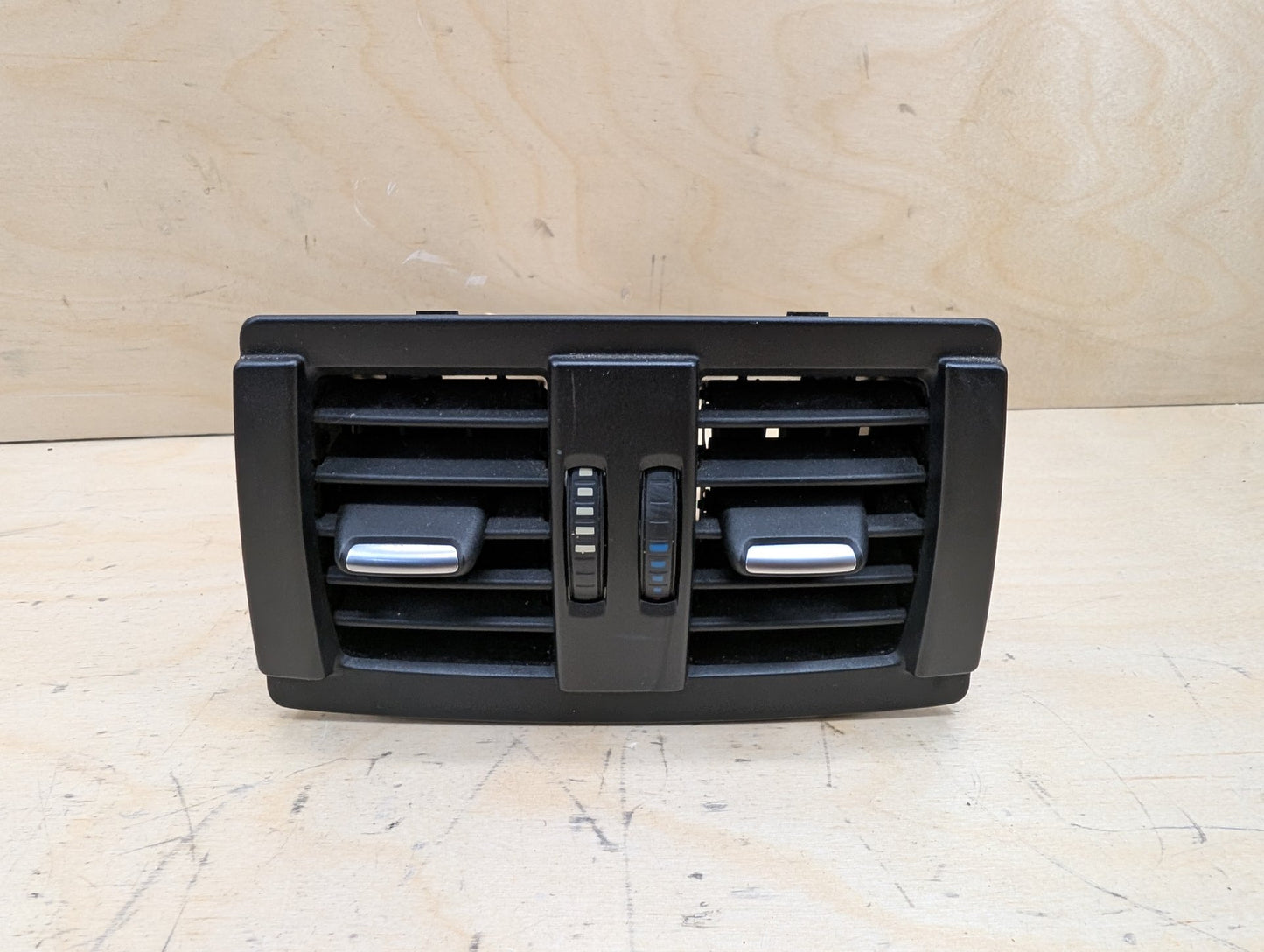 OEM BMW F22 F30 F32 F36 F80 F82 M3 M4 Rear AC Air Vent Trim Cover Panel Black
