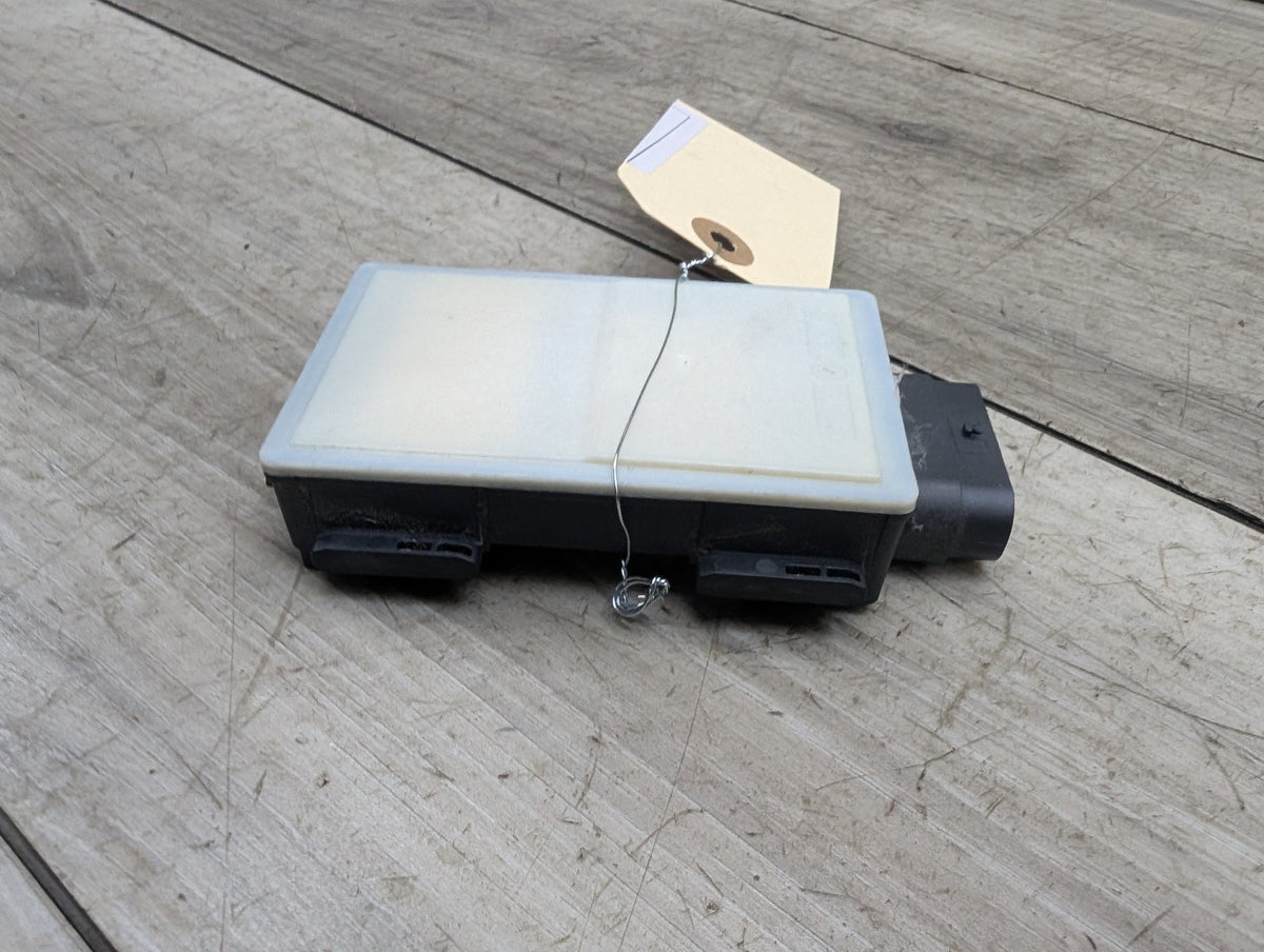 OEM BMW F90 G01 G05 G12 G20 G30 X3 X5 Blind Spot Lane Radar Sensor Module