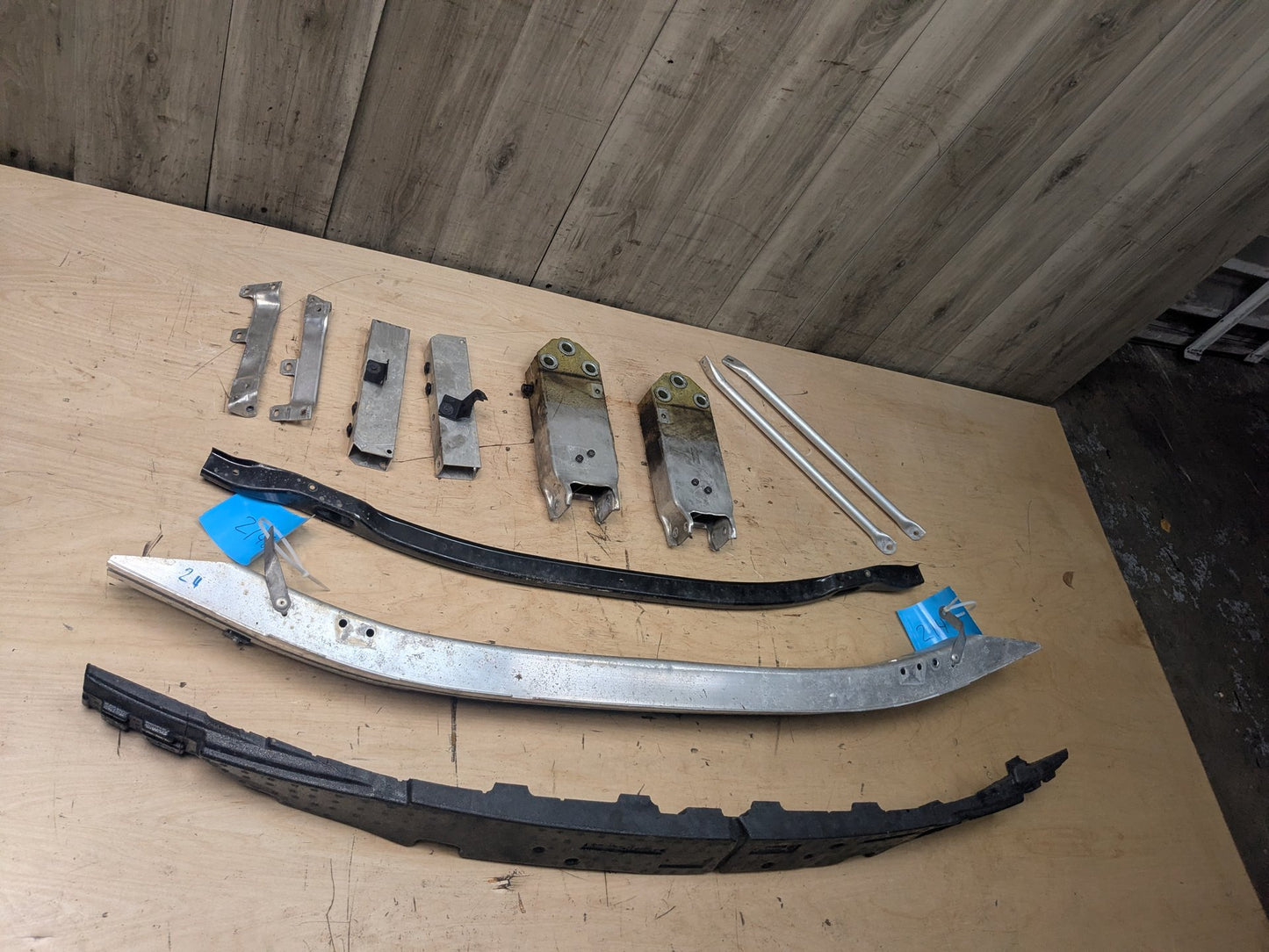 2011 - 2016 BMW 528i F10 Front Bumper Reinforcement Rebar Bar 7200706 N20B20O0
