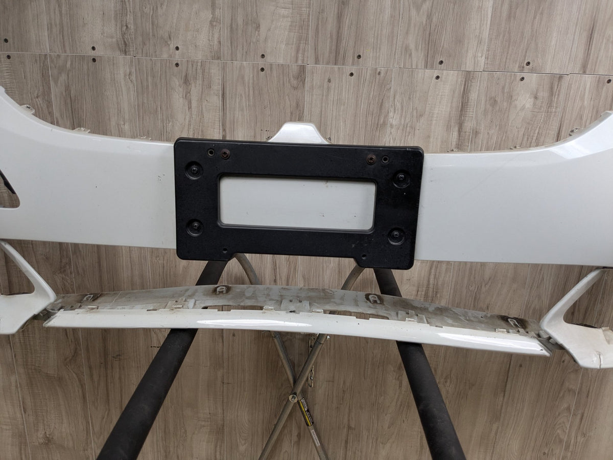 *NOTES* 2019-2022 BMW 330i G20 Front Bumper Cover White 300
