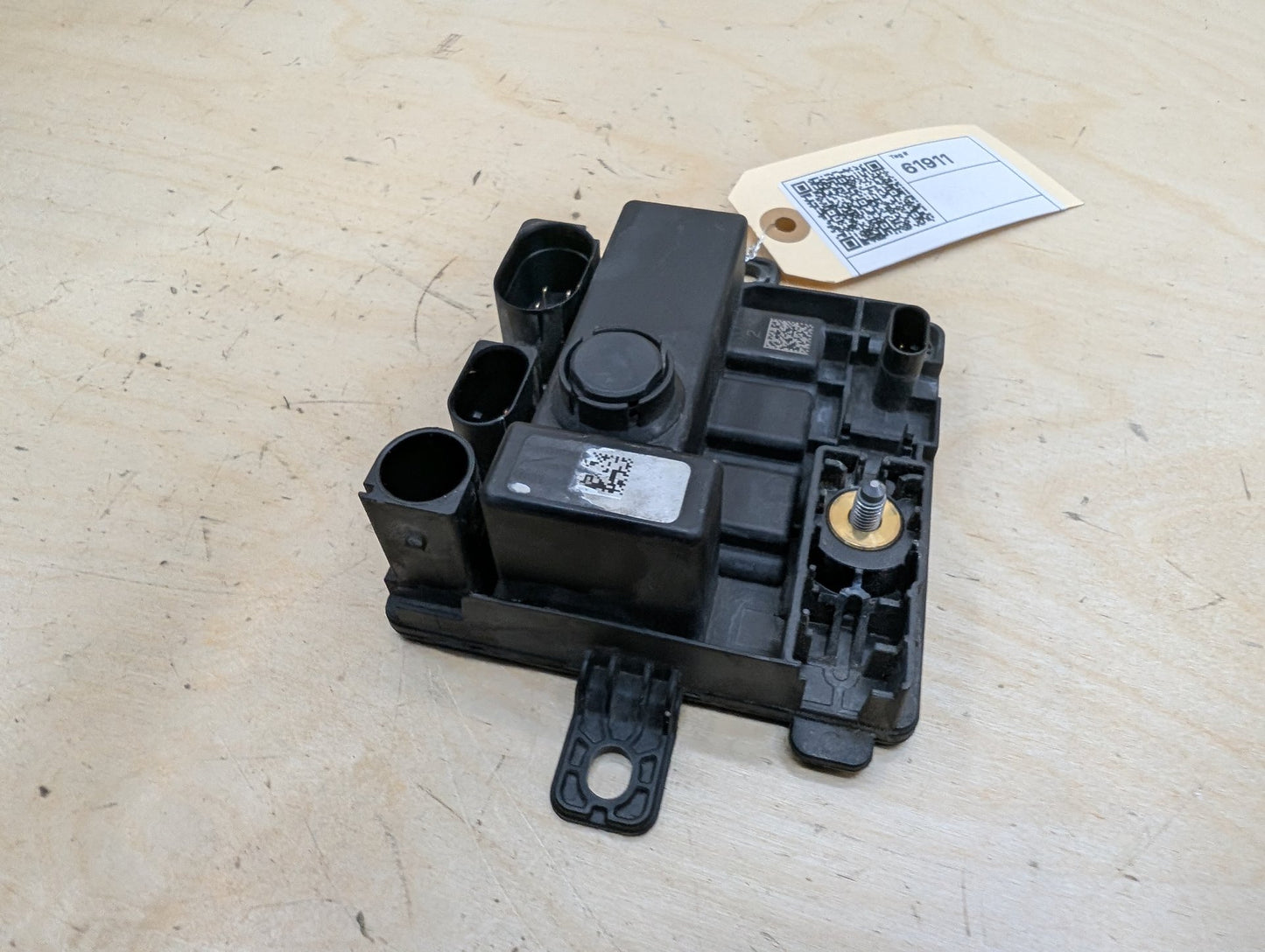 OEM BMW F10 F15 F22 F23 F30 F32 F33 F36 Integrated Power Supply Control Module