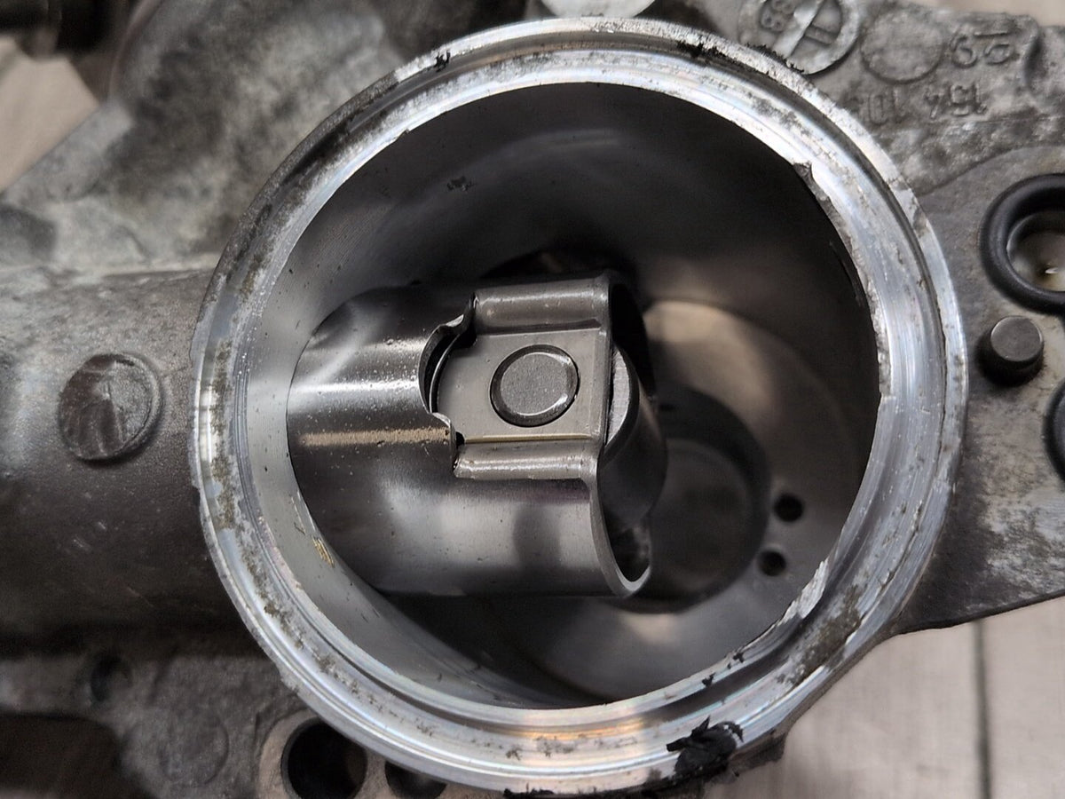 *2009-2012 Mercedes-Benz W212 E550 M278 Engine Motor HPFP High Pressure Fuel Pump A2780700330