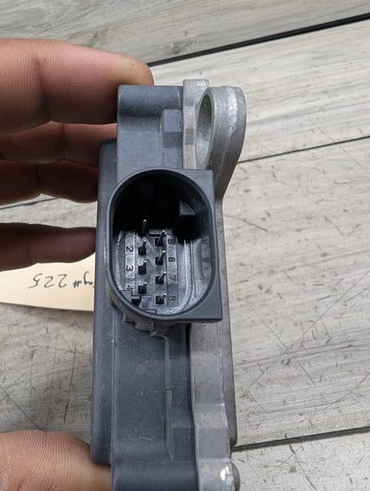16-19 OEM BMW G11 G12 740i 750i ACC Active Cruise Control Radar Sensor FRR-02