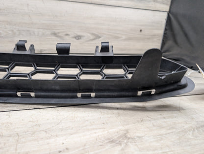 2015 - 2019 BMW X6 F86 Front Middle Center Bumper Cover Grille 8056341 S63B44T2