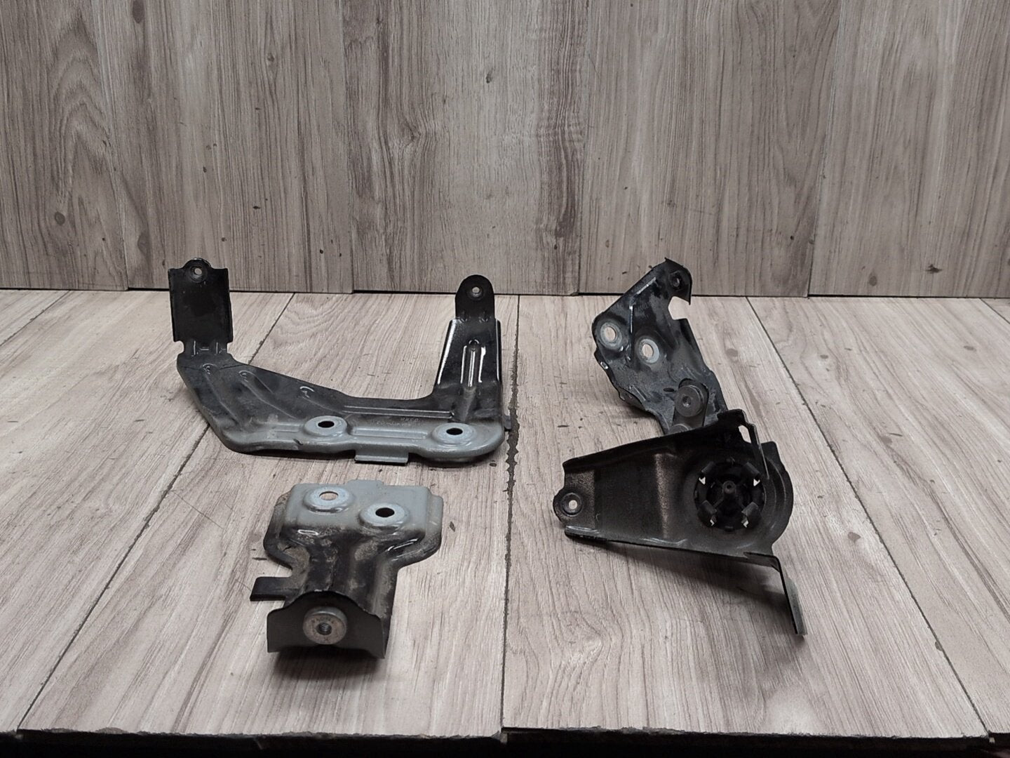 18-24 OEM BMW G01 G02 F97 F98 X3 X4 Left Driver Fender Wing Holder Bracket SET