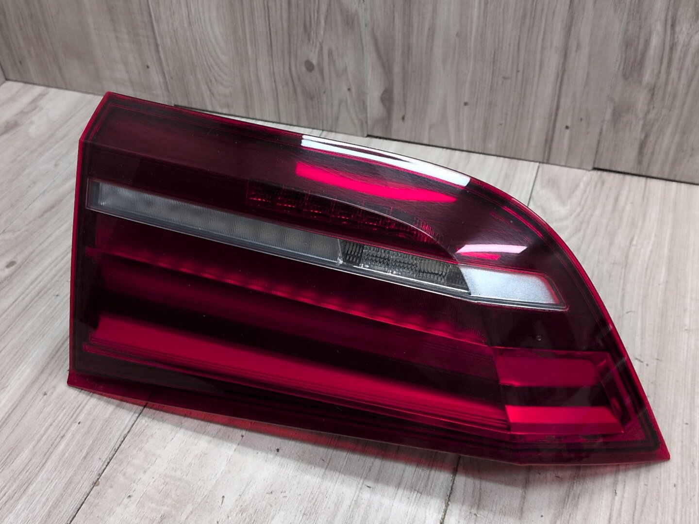 2014 - 2018 BMW X5 F85 Rear Right Passenger Inner Tail Light 7329046 S63B44T2
