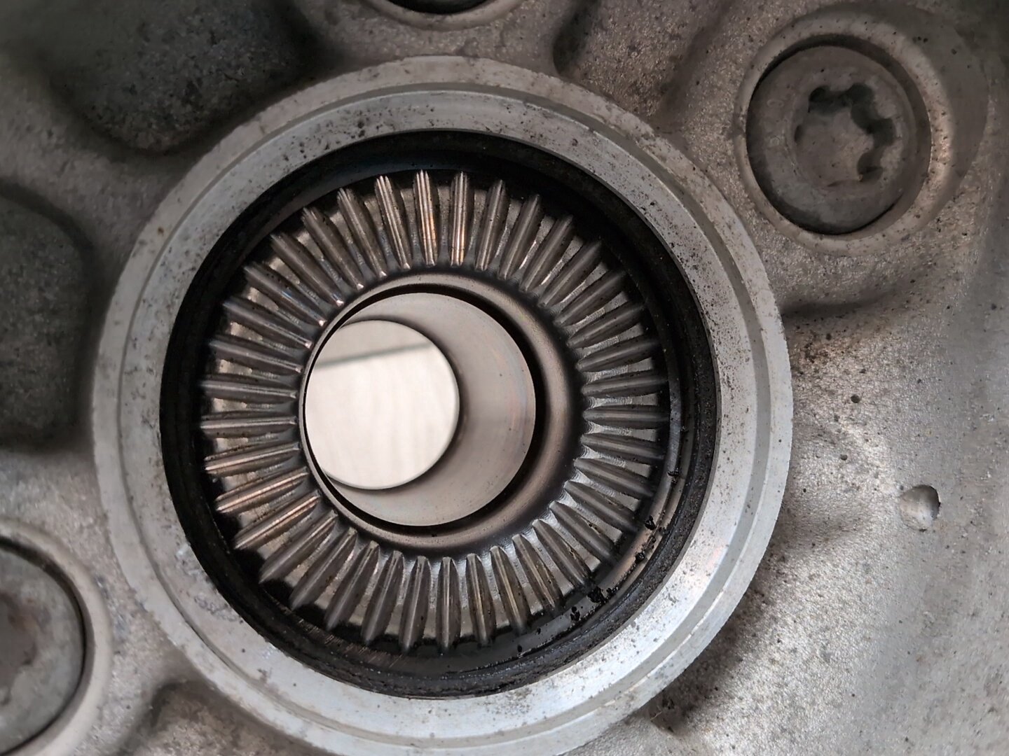 OEM BMW G05 G06 G07 X5 X6 X7 Rear Right Passenger Hub Spindle Knuckle Bearing