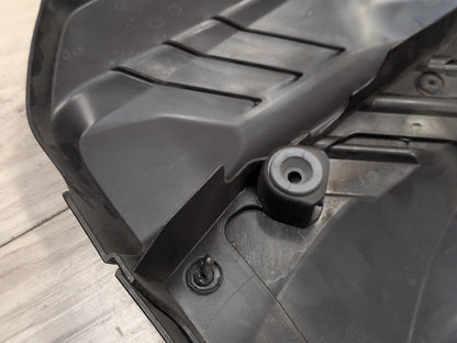 2012-2018 BMW F06 M6 Engine Cover 7843155