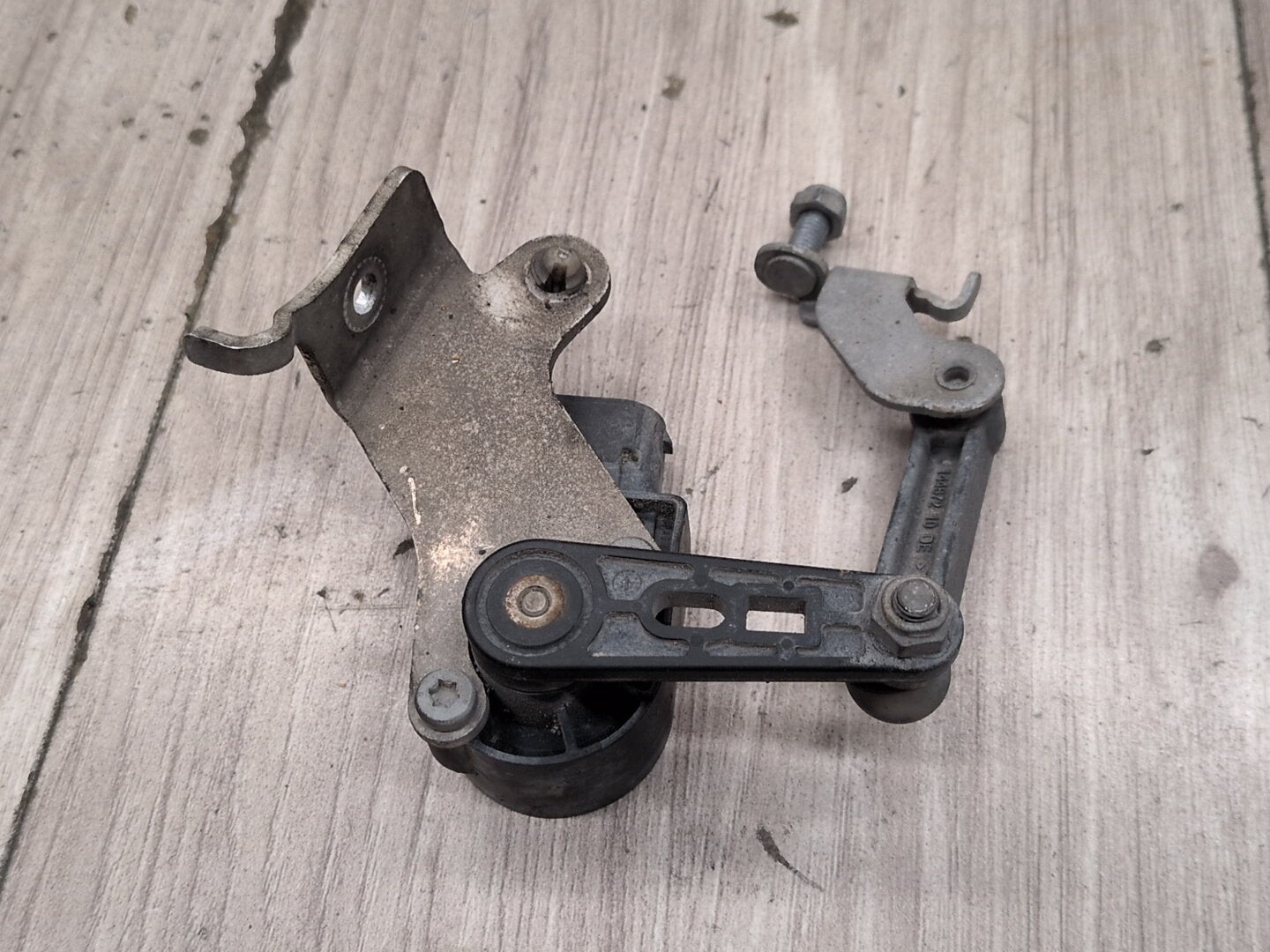 OEM BMW F30 F80 G20 G30 M3 Front Rear Left Right Suspension Height Level Sensor