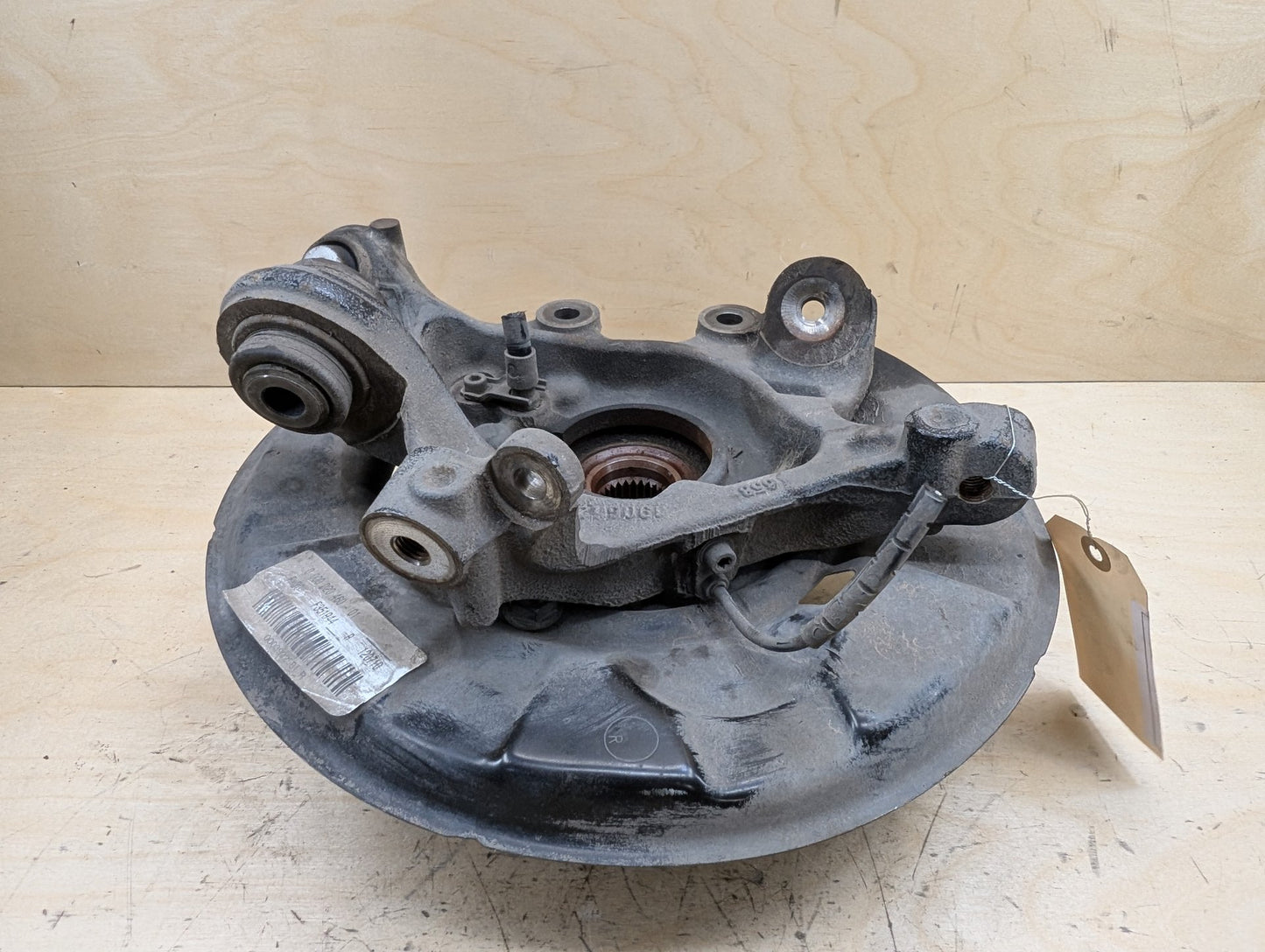 2012-2018 BMW 328i F30 Rear Right Passenger Spindle Knuckle w/ Bearing 6792522