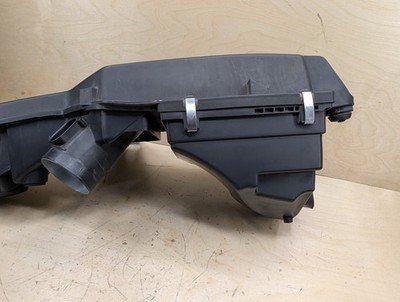 2012-2018 BMW F30 320i N20B20U0 Engine Air Filter Box Assembly 7597589
