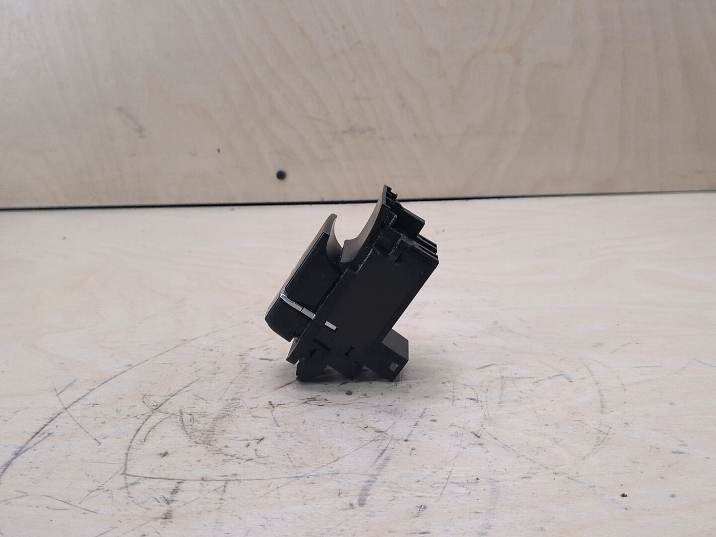 2011-2016 BMW X3 F25 Emergency Parking Brake Switch 9349037
