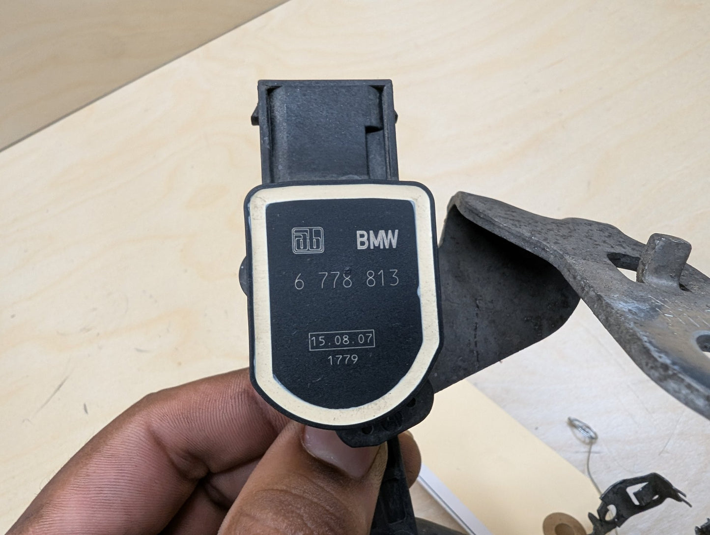 2007-2013 BMW 335i E93 Suspension Height Level Sensor 6778813