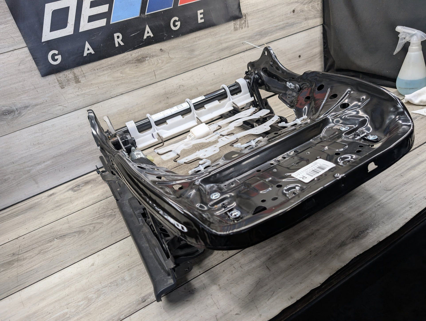 OEM BMW F97 G01 G02 G20 Electrical Front Right Passenger Lower Seat Frame w/ Motors 7414610
