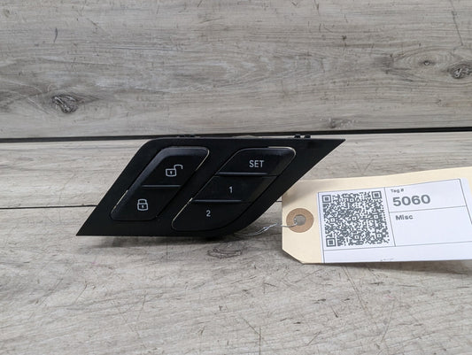 2014 - 2019 BMW 340 F34 Front Left Driver Seat Memory Switch 9680401 B58B30M0