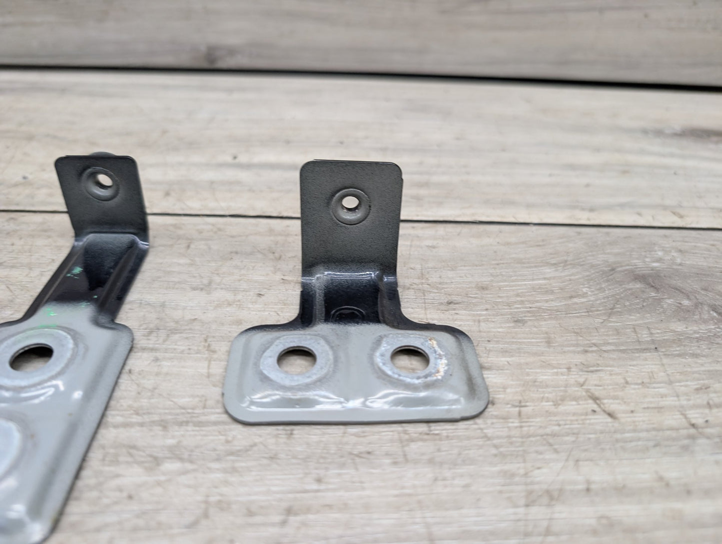 2017-2023 BMW 530i G30 Front Left Driver Fender Brackets SET 7349617
