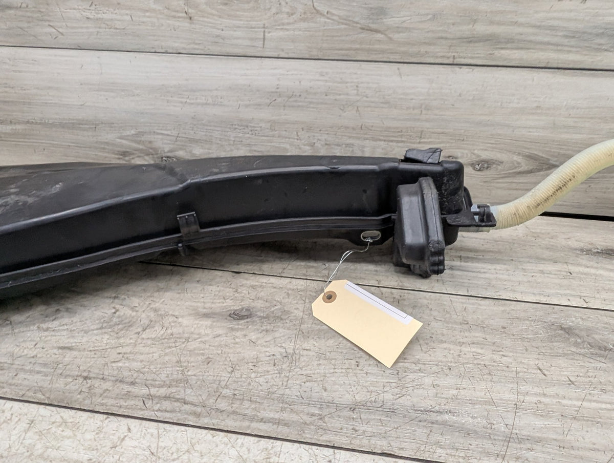 OEM BMW F97 F97 X3 X4 X3M X4M Windshield Wipe Washer Bottle Tank Reservoir