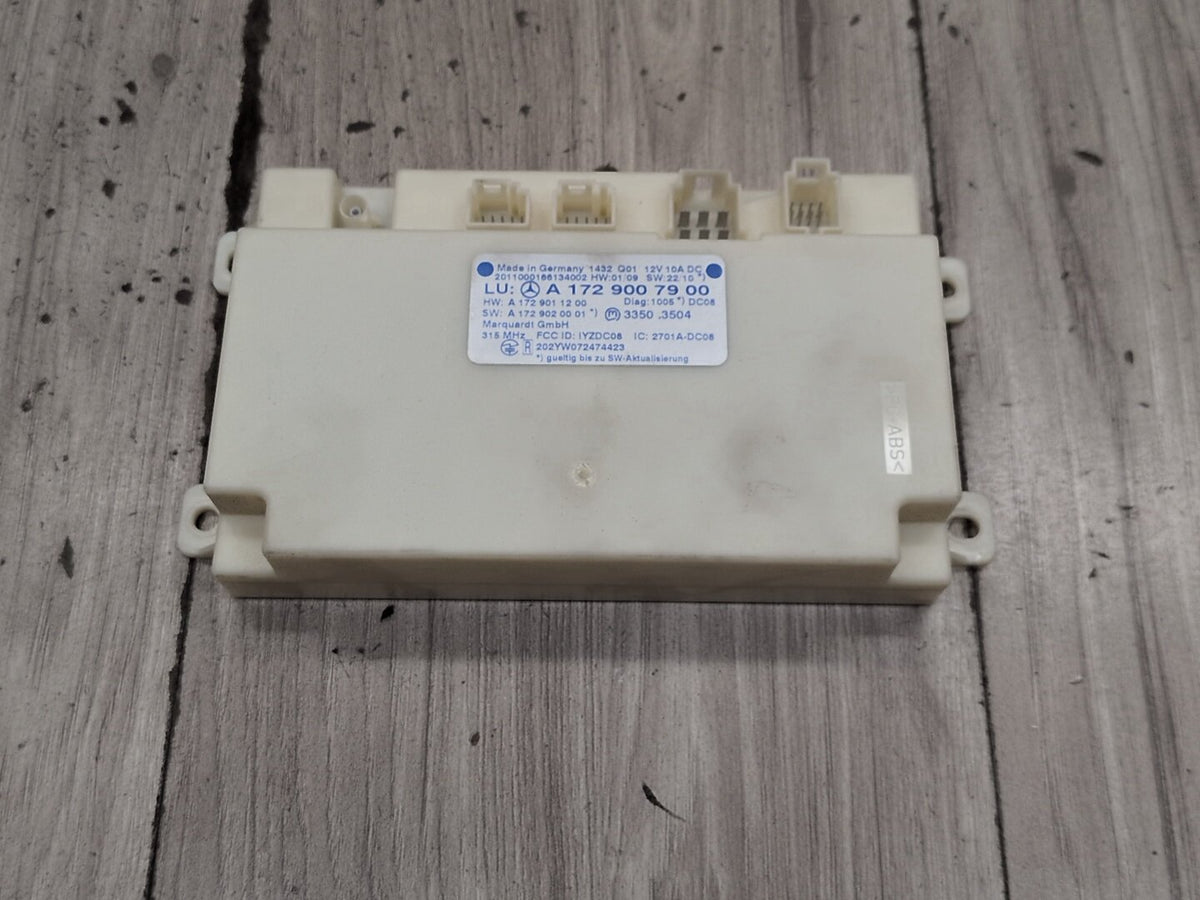 2009-2012 Mercedes-Benz E550 W212 Keyless Entry Receiver Module A1729007900 OEM