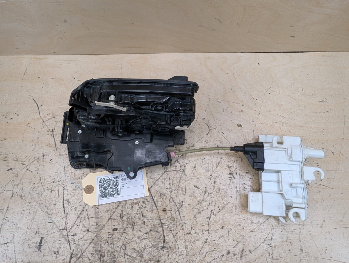 2016-2019 BMW 740i G12 Front Right Passenger Door Latch Lock Actuator w/ Soft Close 2581894 OEM