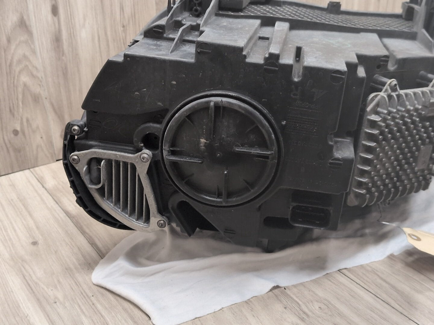 16-19 OEM BMW F15 F16 F85 X5 X6 X5M Passenger Adaptive LED Headlight w Modules