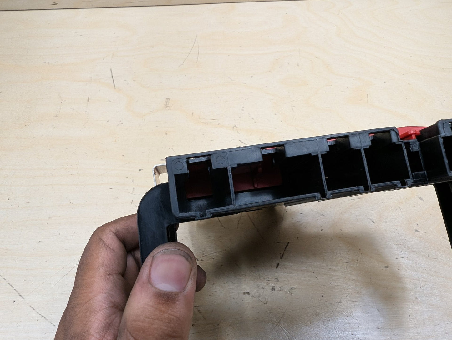 2011-2016 BMW X3 F25 Rear Battery B+ Terminal Junction Point Relay Fuse Box 9206140