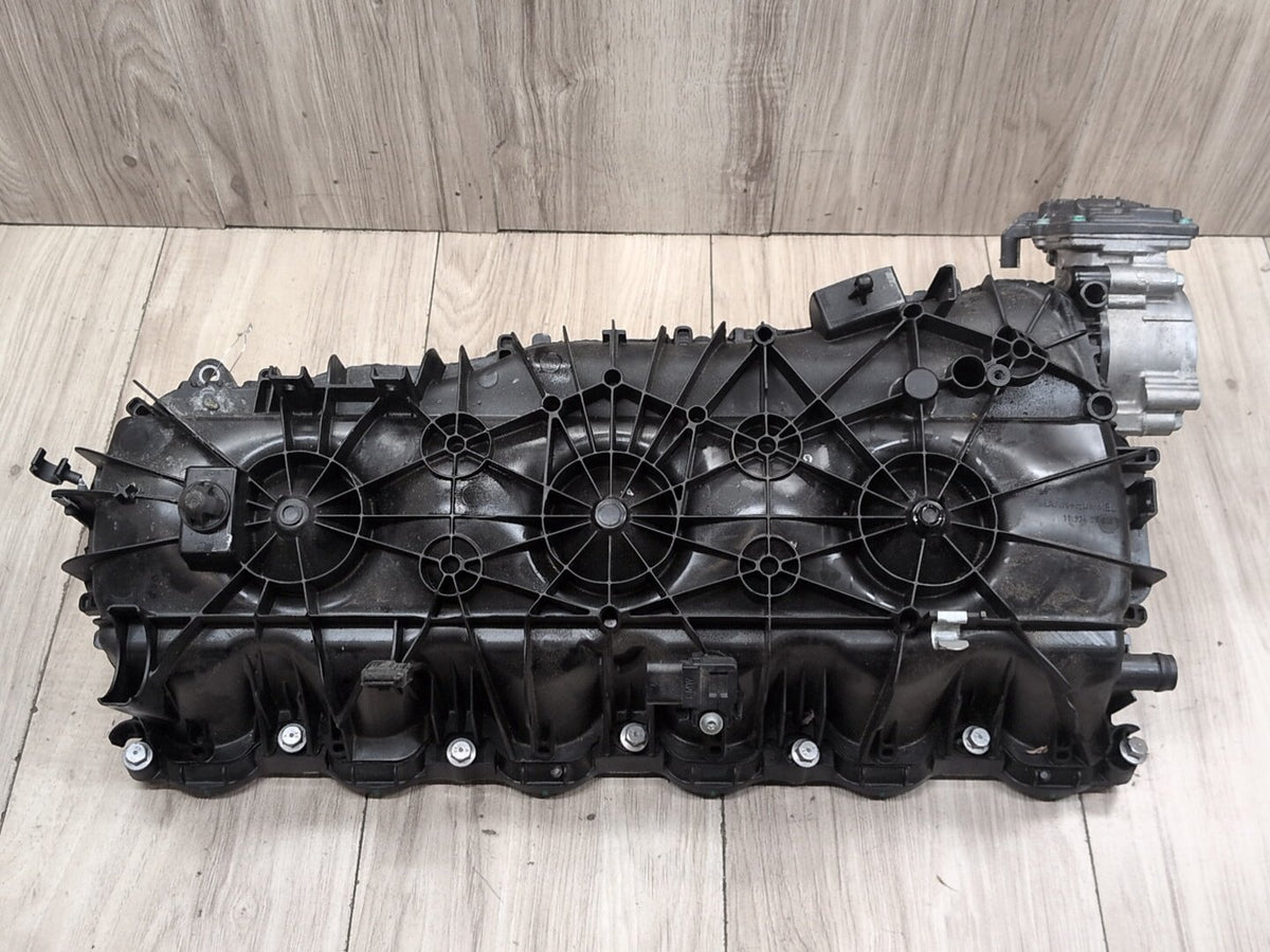 OEM BMW G01 G05 G12 G20 G42 G30 M340 M440 X3 Engine B58 Intake Manifold 8647977