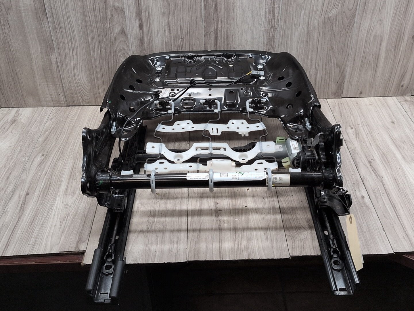 2019-2026 BMW 330i G20 Front Right Passenger Seat Lower Track Frame Assembly 3326576