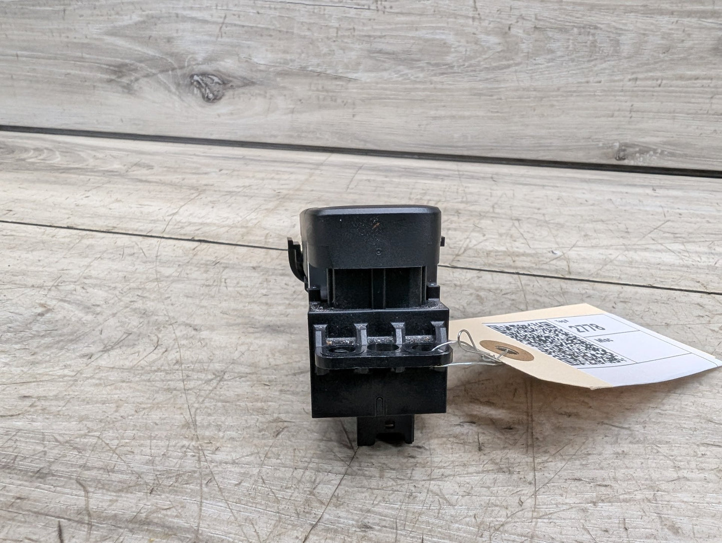 OEM BMW F90 M5 G30 G01 X3 G02 X4 F97 F98 Parking Brake Auto Hold Switch BLACK