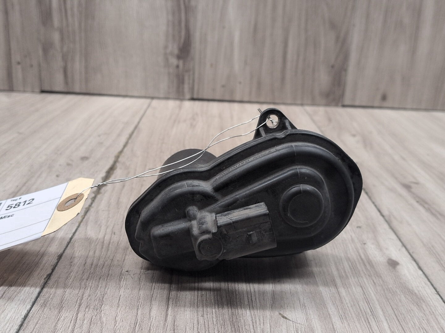 2018-2024 BMW X3 G01 Emergency Brake Actuator 6887383