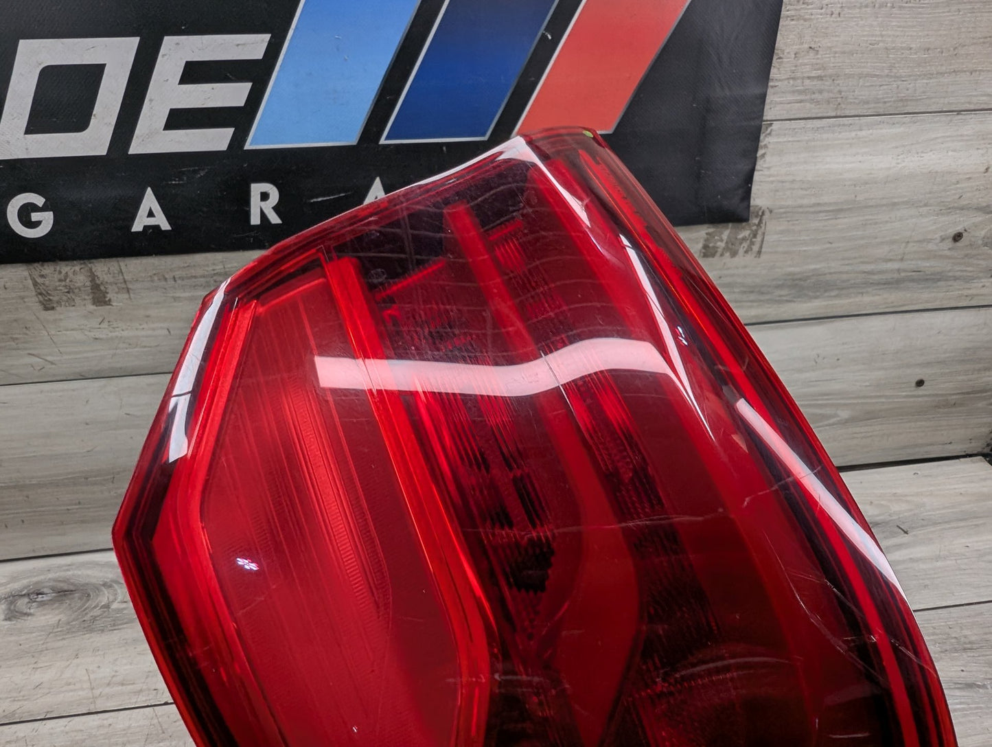 17-20 OEM BMW F90 G30 530 540 M550 M5 Rear Left Driver Side Outer Tail Light