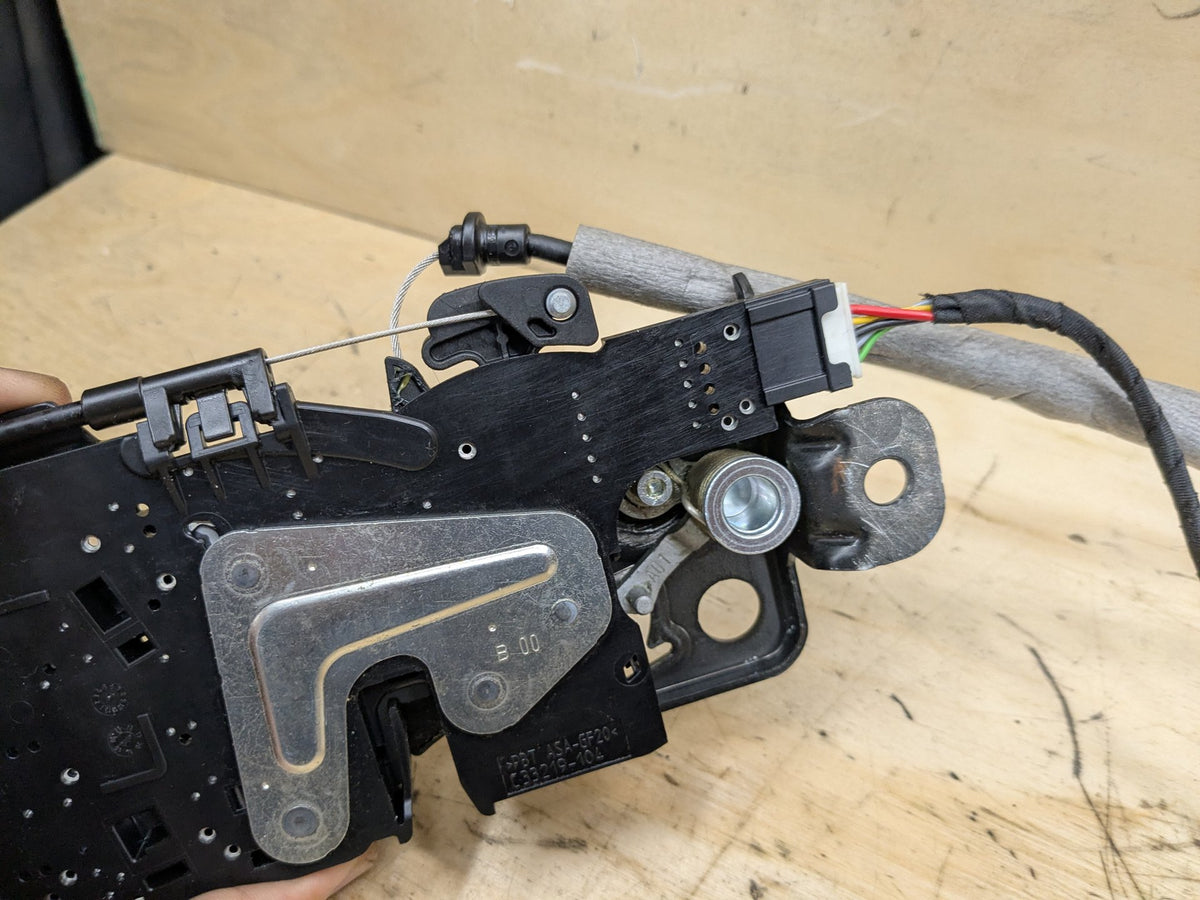 2016-2019 BMW 750i G12 Lower Liftgate Lock Latch Actuator SET 7357097 OEM