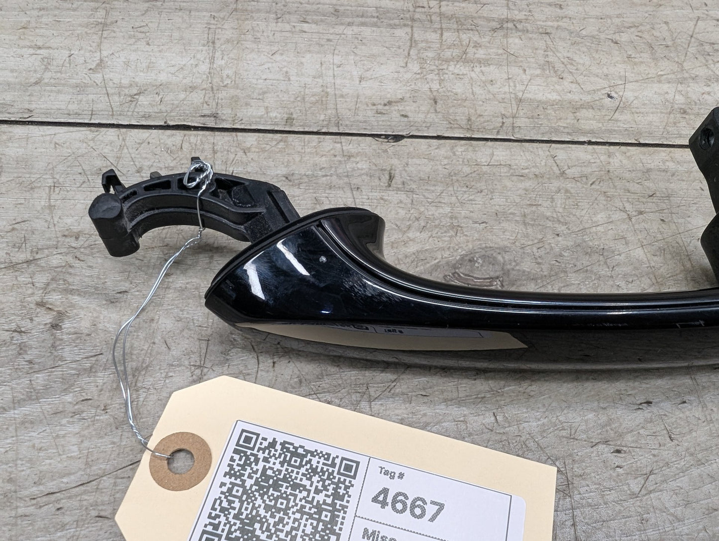 2018 - 2024 BMW X3 G01 Front Left Driver Exterior Door Handle 7470569 B46B20O1