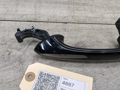 2018 - 2024 BMW X3 G01 Front Left Driver Exterior Door Handle 7470569 B46B20O1