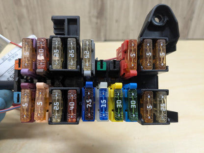 2009-2011 Mercedes-Benz SLK-Class R171 Rear Battery Relay Fuse Box A2035400050