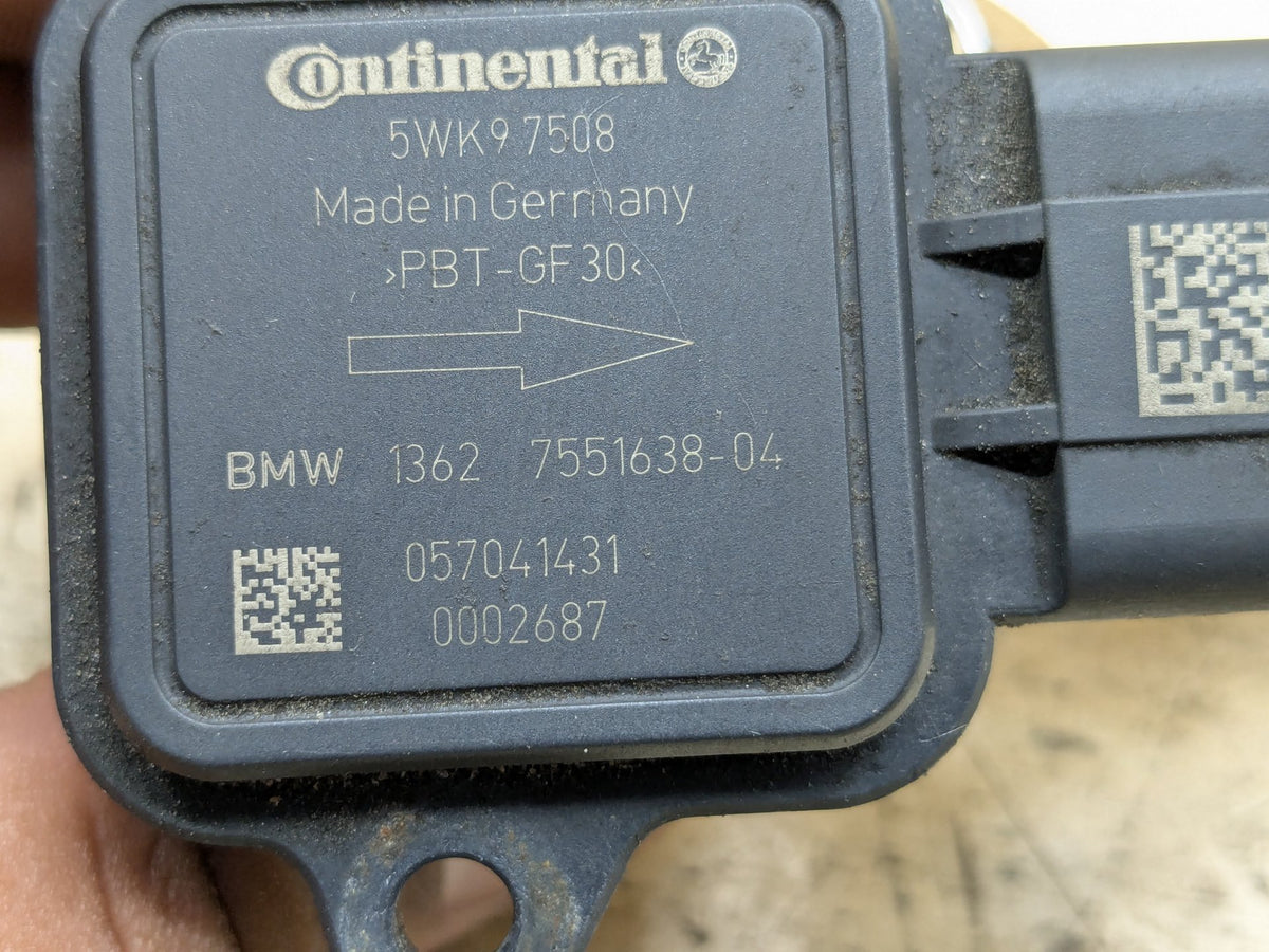 OEM BMW E82 E88 E90 E92 E93 328 Engine N51 N52 Air Flow Mass MAF Sensor Meter