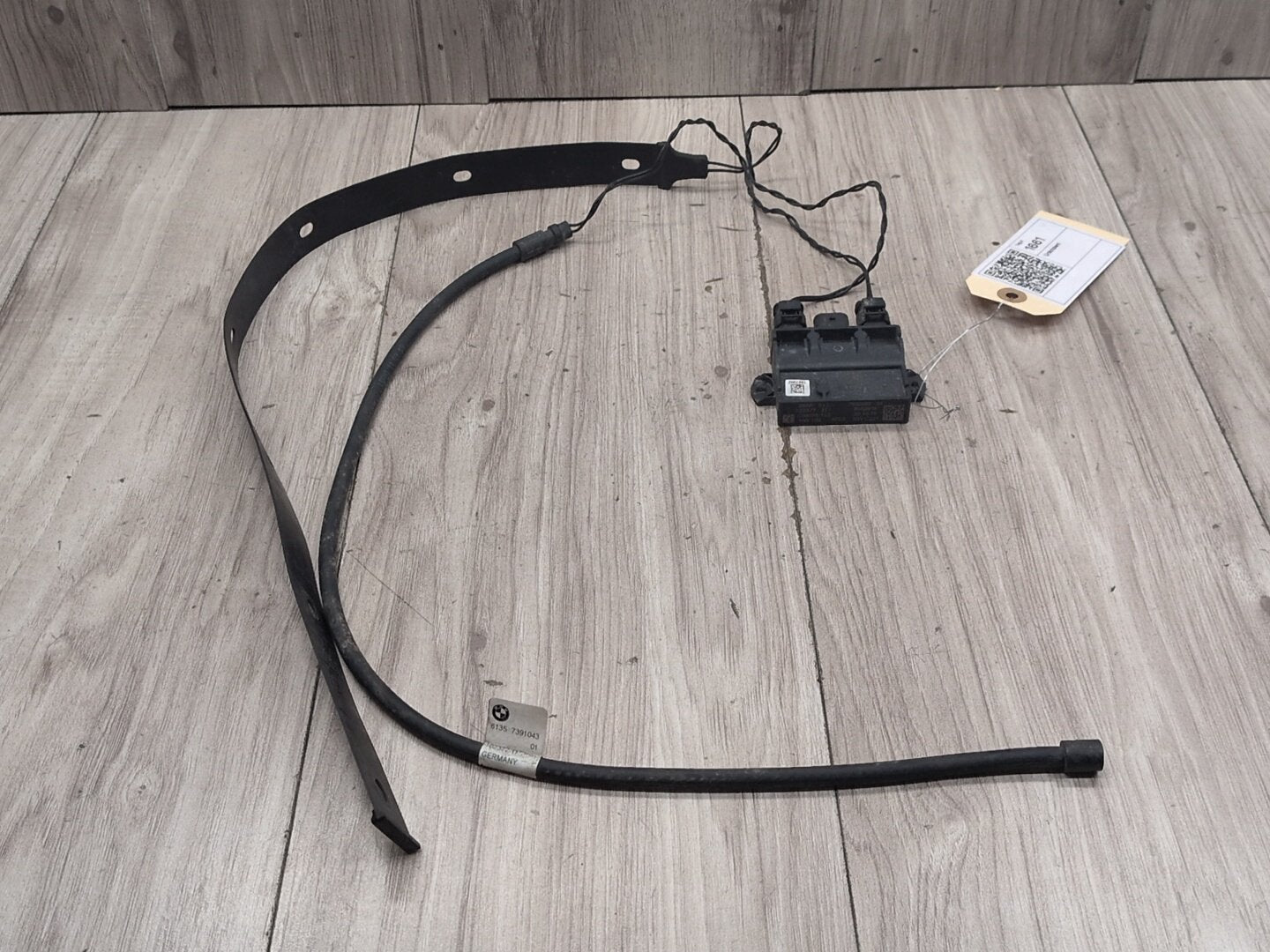 OEM BMW G30 G12 F90 M5 F48 X1 G01 X3 Control Unit Smart Opener Module w/ Sensor
