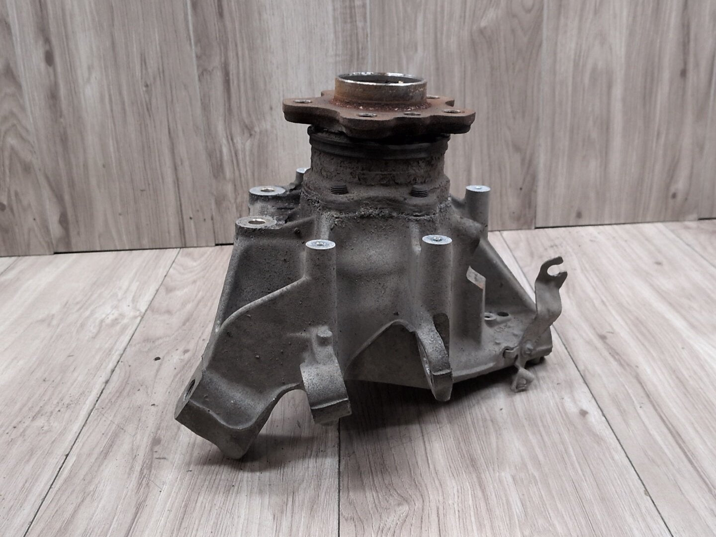 OEM BMW G05 G06 G07 X5 X6 X7 Rear Right Passenger Hub Spindle Knuckle Bearing