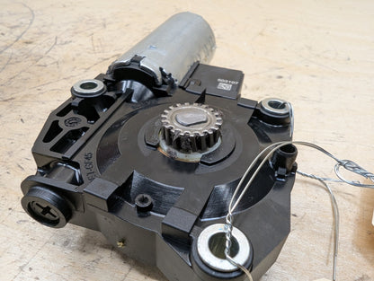 2019-2026 BMW M340i G20 Sunroof Sun Roof Glass Motor 7424804 OEM