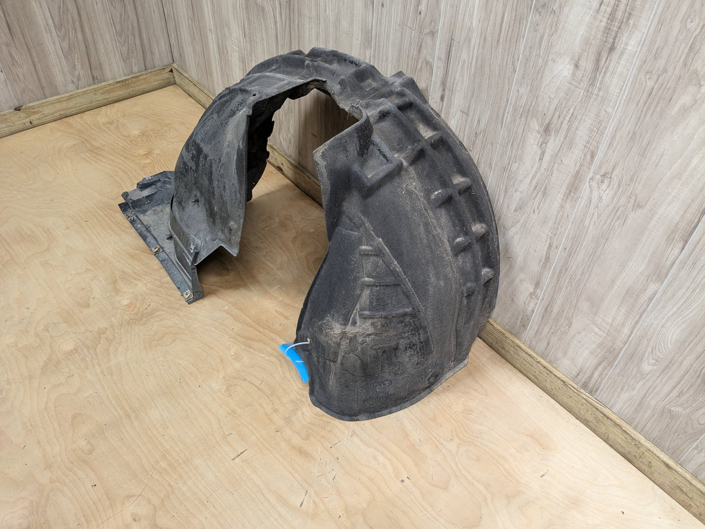 2015-2018 Audi Q3 8U Front Right Passenger Wheel Fender Liner Splash Guard 8U0821172